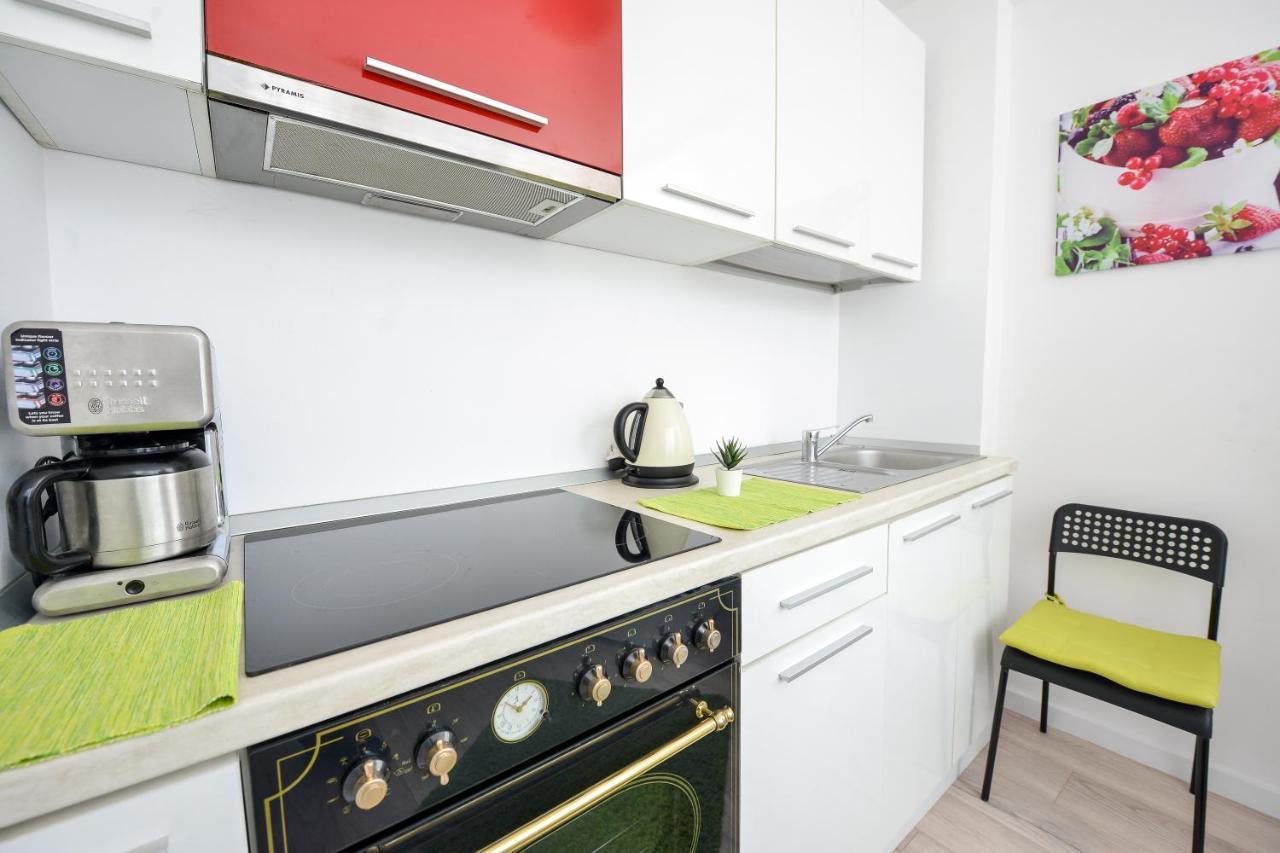 Unirii Square Old Town Apartments Bukares Bagian luar foto
